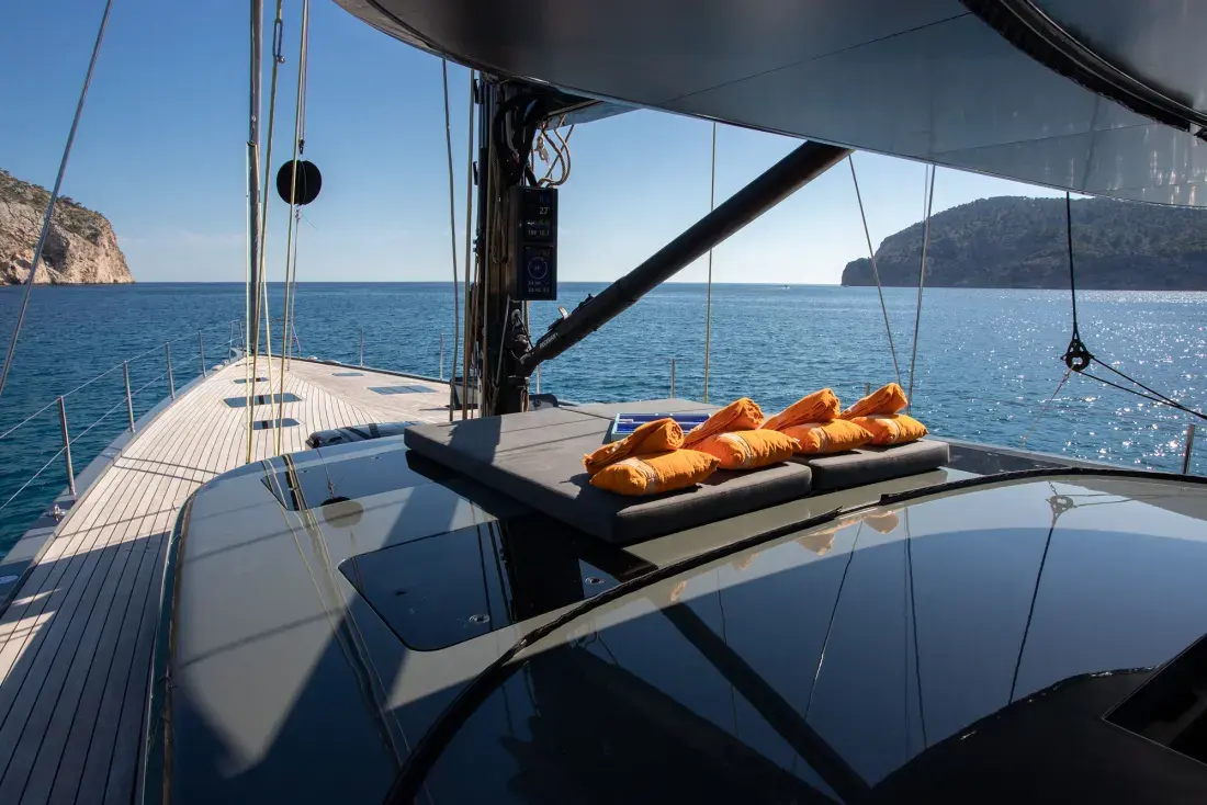 Sailing Yacht W, exterior, on the water